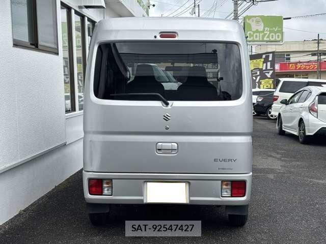 Suzuki EVERY 2016-08 8373731-8