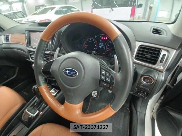 Subaru EXIGA CROSSOVER 2016-01 8373882-2