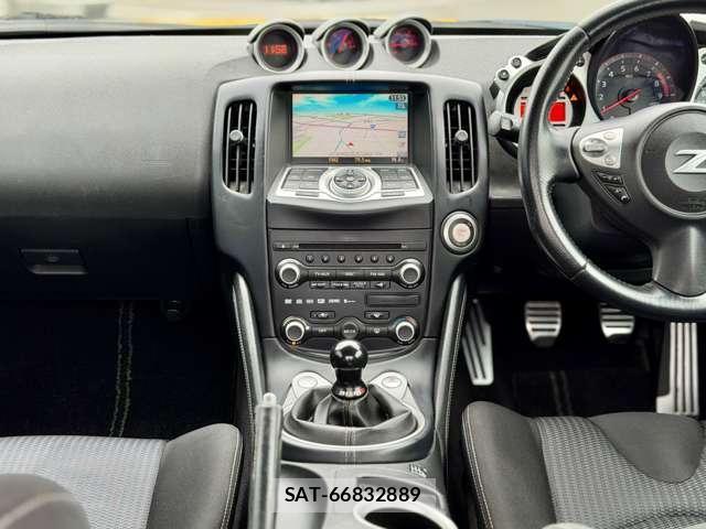 Nissan FAIRLADY Z 2009-02 8373256-11