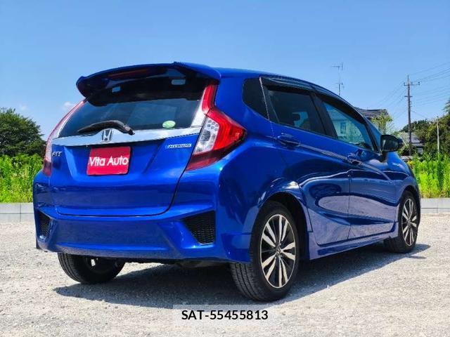 Honda FIT HYBRID 2014-04 8372772-12