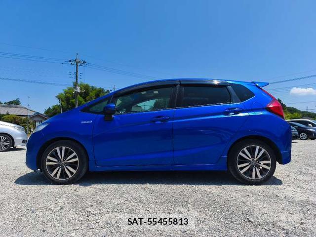 Honda FIT HYBRID 2014-04 8372772-2