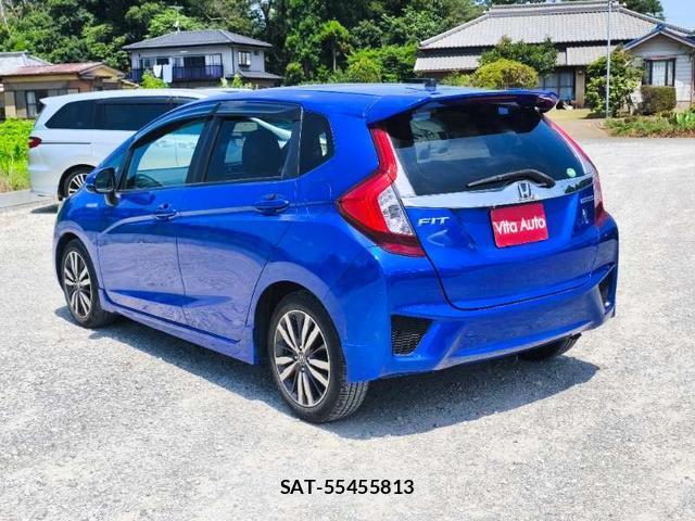 Honda FIT HYBRID 2014-04 8372772-4