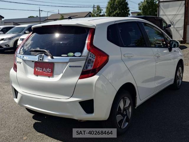 Honda FIT HYBRID 2015-08 8372782-13