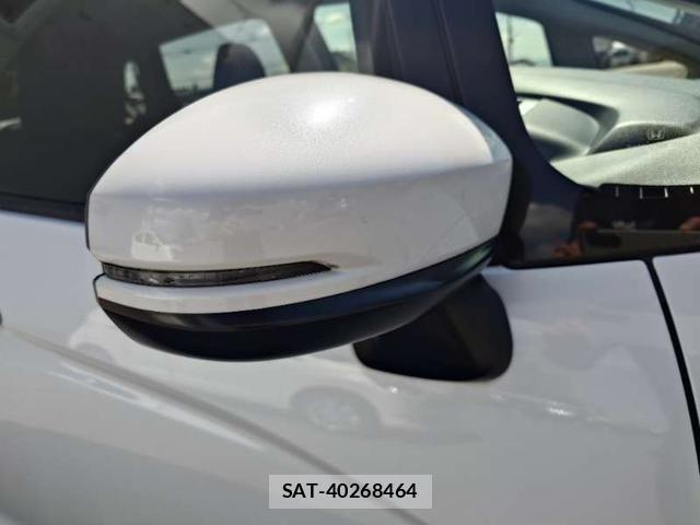 Honda FIT HYBRID 2015-08 8372782-14
