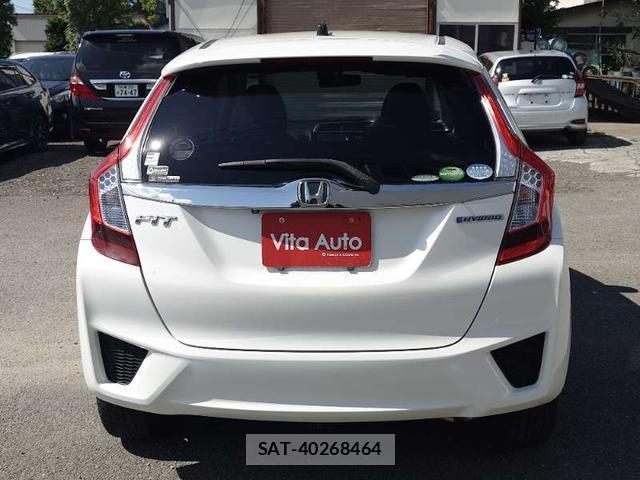Honda FIT HYBRID 2015-08 8372782-3
