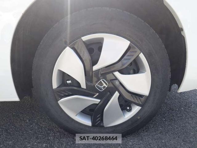 Honda FIT HYBRID 2015-08 8372782-5