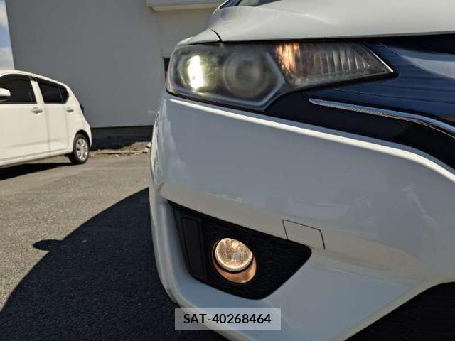 Honda FIT HYBRID 2015-08 8372782-6