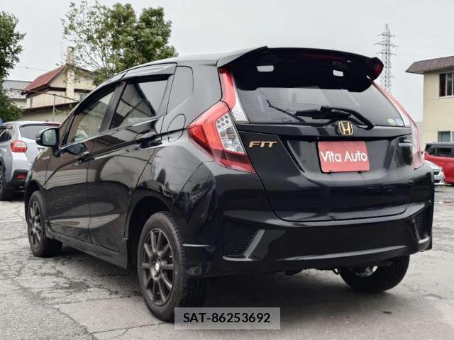 Honda FIT HYBRID 2014-08 8372786-19