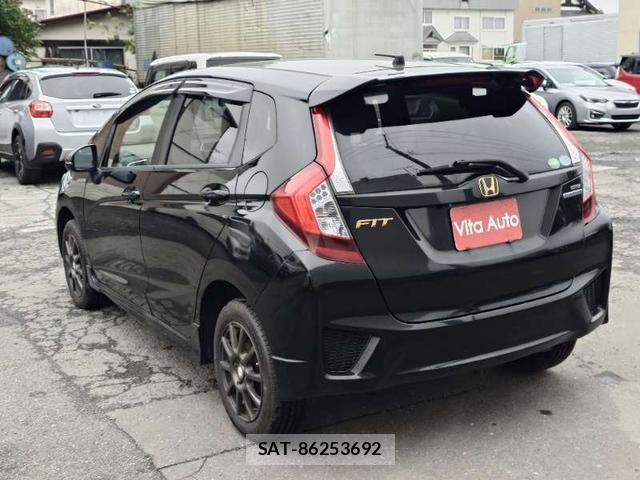 Honda FIT HYBRID 2014-08 8372786-4
