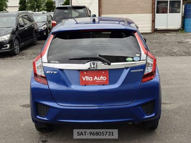Honda FIT HYBRID 2015-06 8372802-3