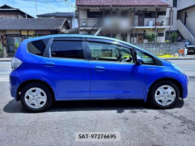 Honda FIT HYBRID 2012-06 8373229-12