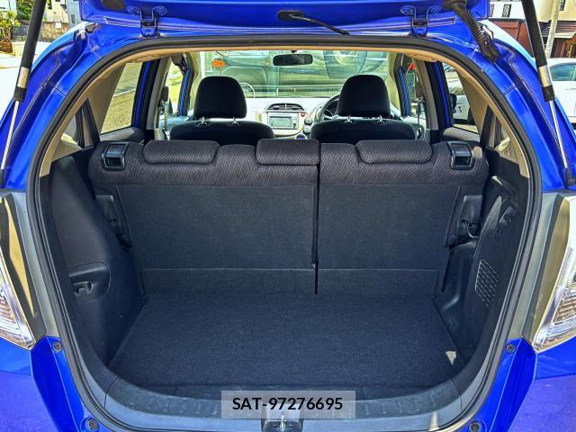 Honda FIT HYBRID 2012-06 8373229-4