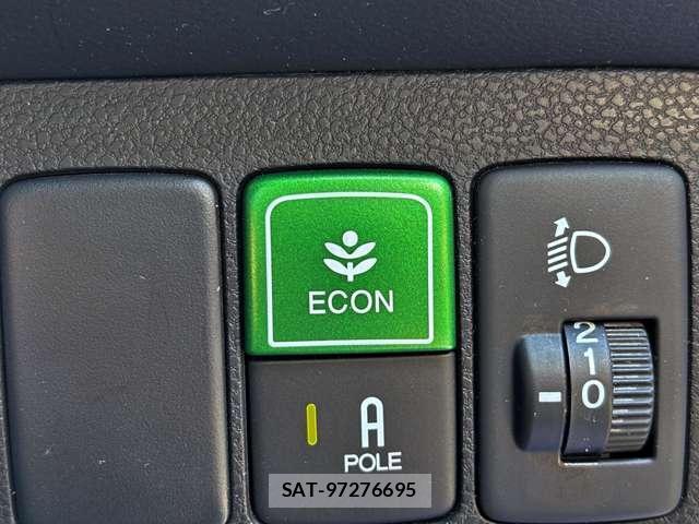 Honda FIT HYBRID 2012-06 8373229-6