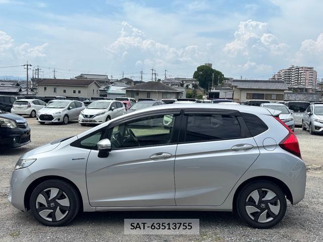 Honda FIT HYBRID 2015-06 8373491-2
