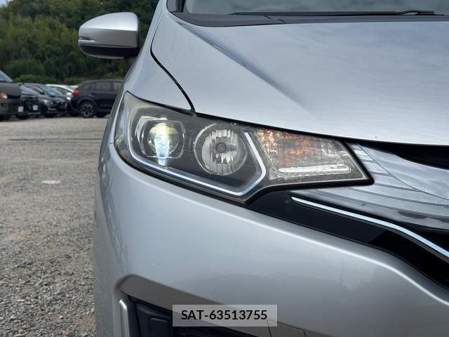 Honda FIT HYBRID 2015-06 8373491-6