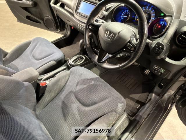 Honda FIT HYBRID 2013-02 8373944-5