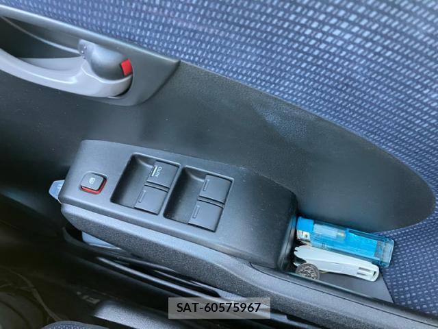 Honda FIT 2011-01 8373009-19