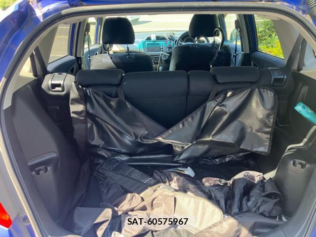 Honda FIT 2011-01 8373009-5