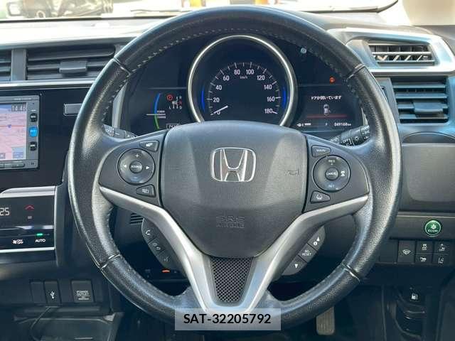 Honda FIT 2017-09 8373633-3