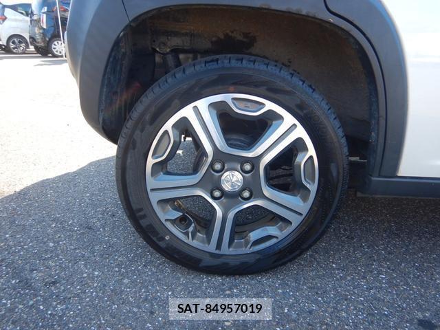 Mazda FLAIR CROSSOVER 2017-09 8372528-13