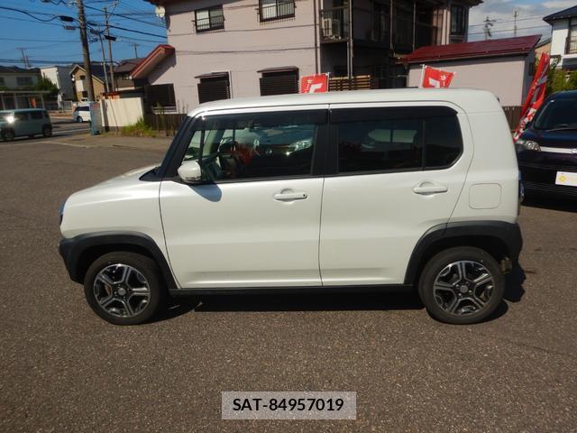 Mazda FLAIR CROSSOVER 2017-09 8372528-6