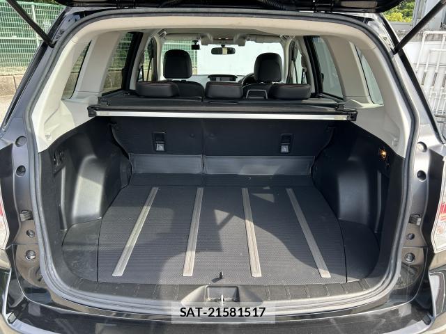 Subaru FORESTER 2015-11 8372545-17