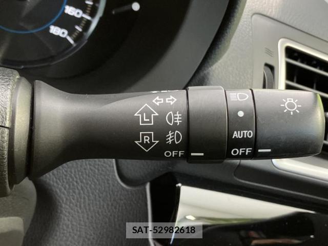 Subaru FORESTER 2017-08 8372592-14