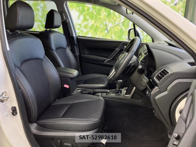 Subaru FORESTER 2017-08 8372592-3