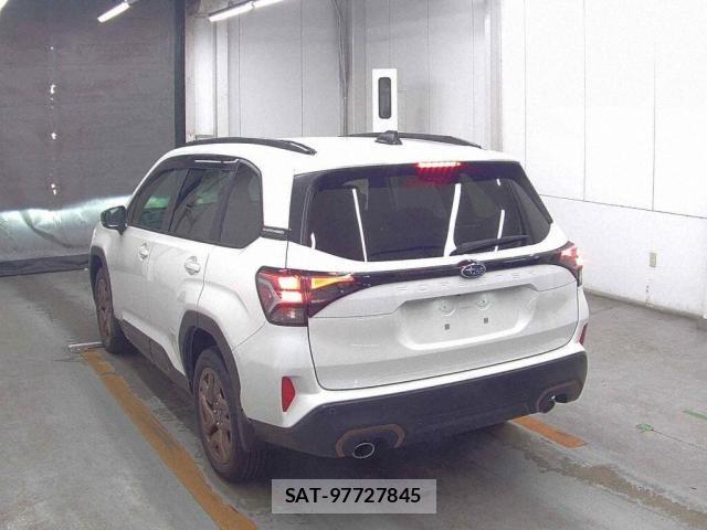 Subaru FORESTER 2025-06 8373107-4