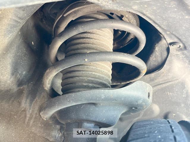 Subaru FORESTER 2016-08 8373193-19
