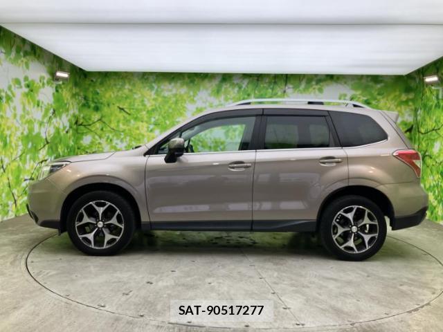 Subaru FORESTER 2013-12 8374184-1