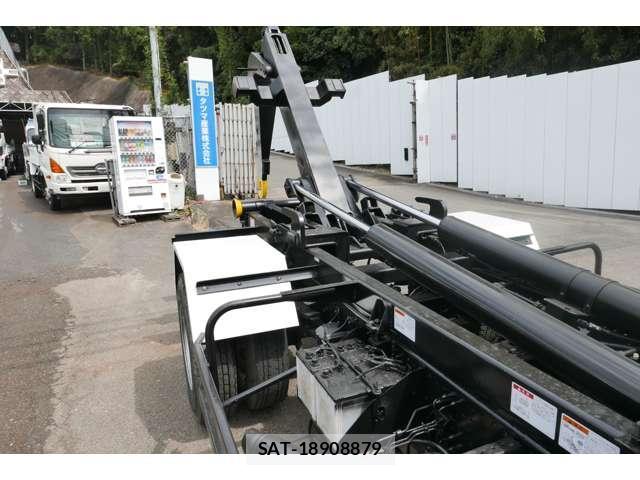Isuzu FORWARD 2007-08 8372485-10