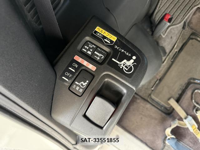 Honda FREED 2013-06 8372736-9