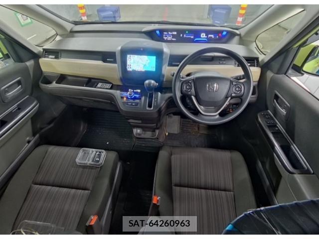 Honda FREED 2019-06 8373618-2