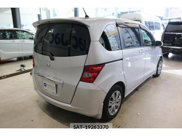 Honda FREED 2009-08 8373826-1