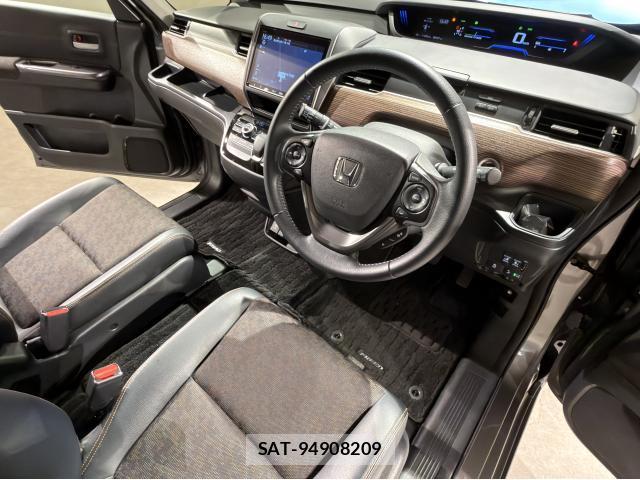 Honda FREED 2019-11 8373945-5
