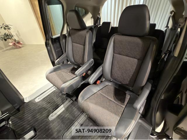 Honda FREED 2019-11 8373945-6