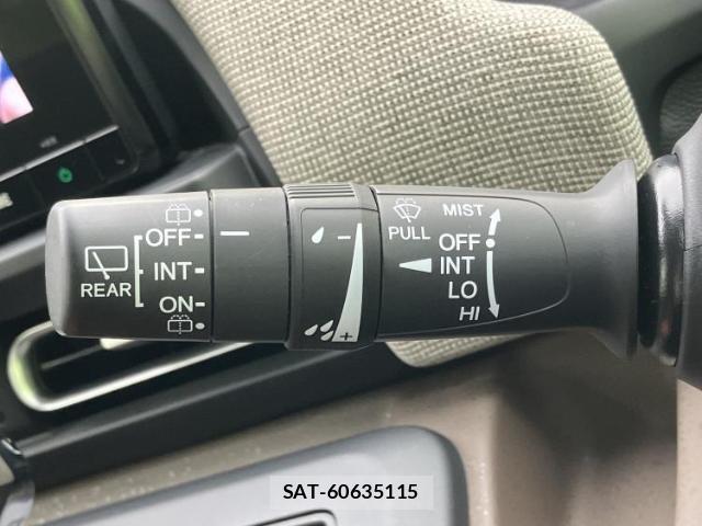 Honda FREED 2025-05 8374260-16