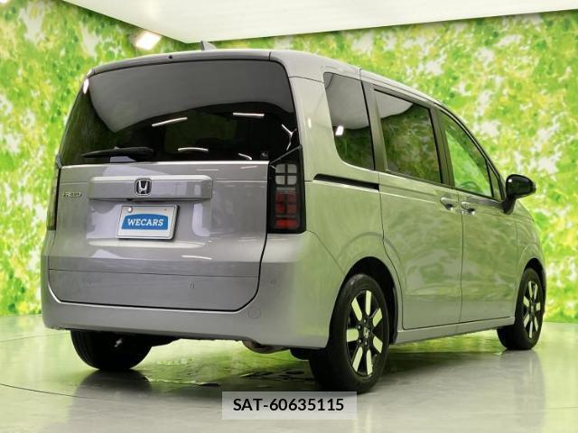 Honda FREED 2025-05 8374260-2