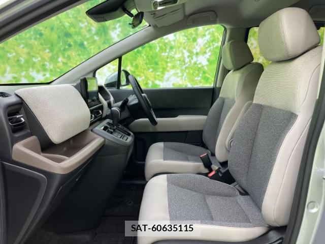 Honda FREED 2025-05 8374260-6