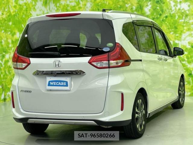 Honda FREED 2021-03 8374310-2