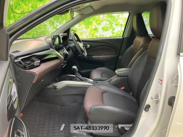 Suzuki Fronx 2024-11 8374183-5