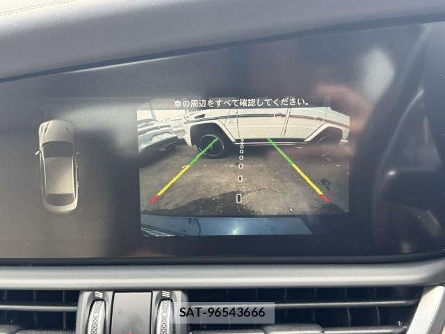 ALFA ROMEO Giulia 2018-07 8373811-11