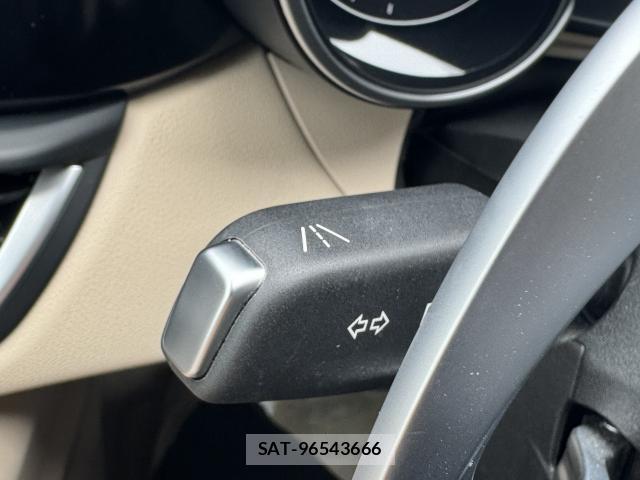 ALFA ROMEO Giulia 2018-07 8373811-16