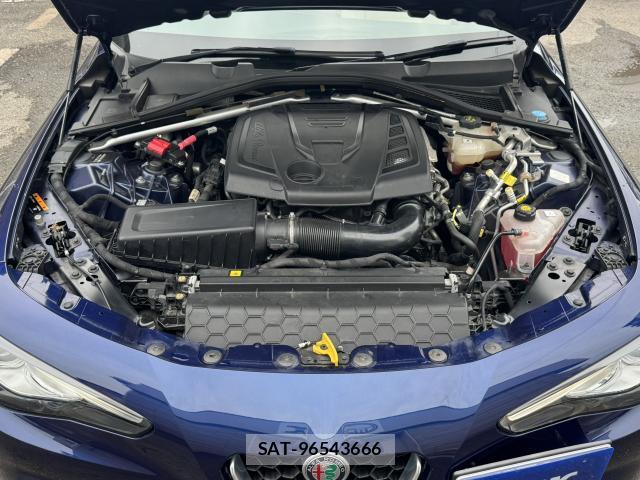 ALFA ROMEO Giulia 2018-07 8373811-19