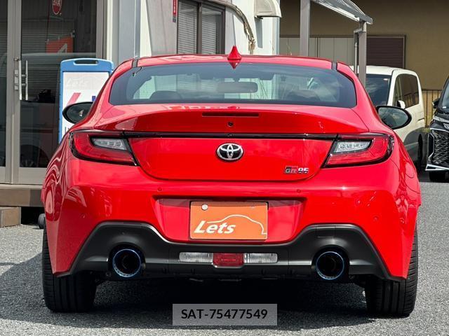 Toyota GR86 2024-10 8372524-6