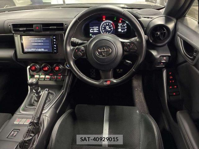 Toyota GR86 2022-10 8373092-2