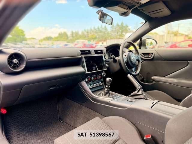 Toyota GR86 2025-06 8373255-10