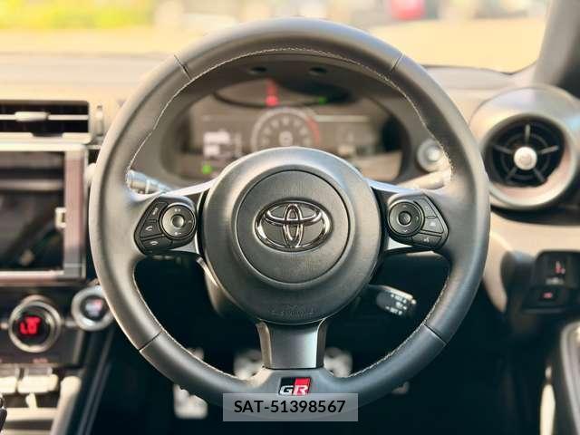 Toyota GR86 2025-06 8373255-12