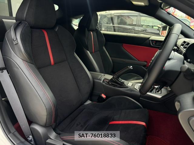 Toyota GR86 2024-10 8373757-15